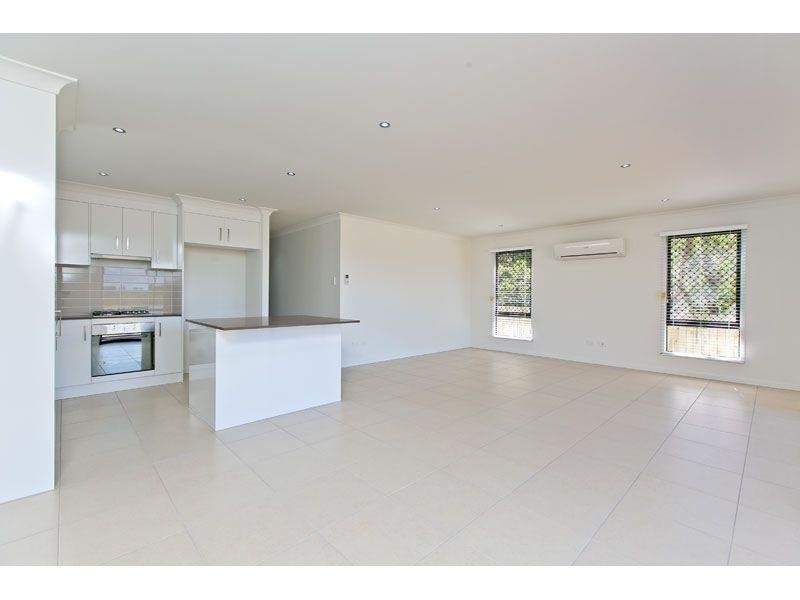 61 Ferry Road, Thorneside QLD 4158