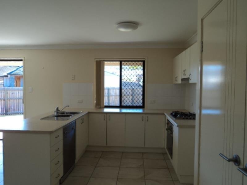 2 MARY JANE COURT, Joyner QLD 4500