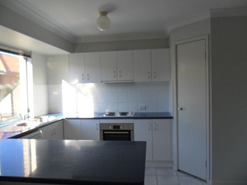 3 David Close, Scarborough QLD 4020