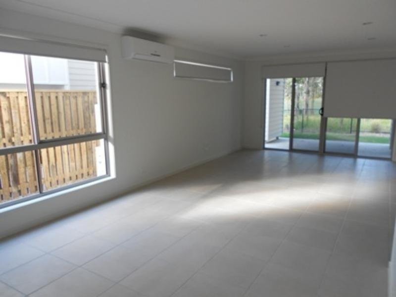 5/30 Oakview Circuit, Brookwater QLD 4300