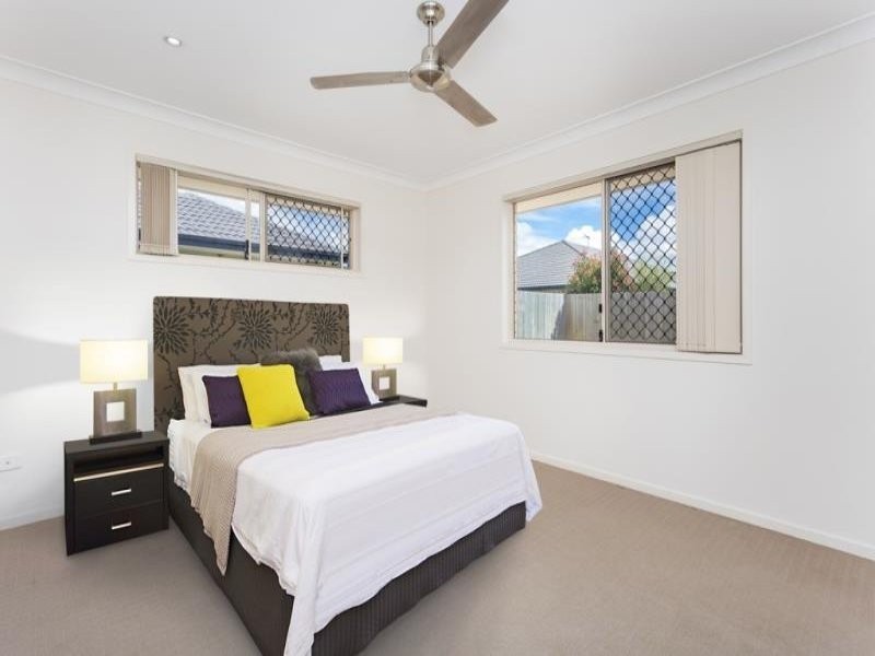 14 Highcliff Crescent, North Lakes QLD 4509