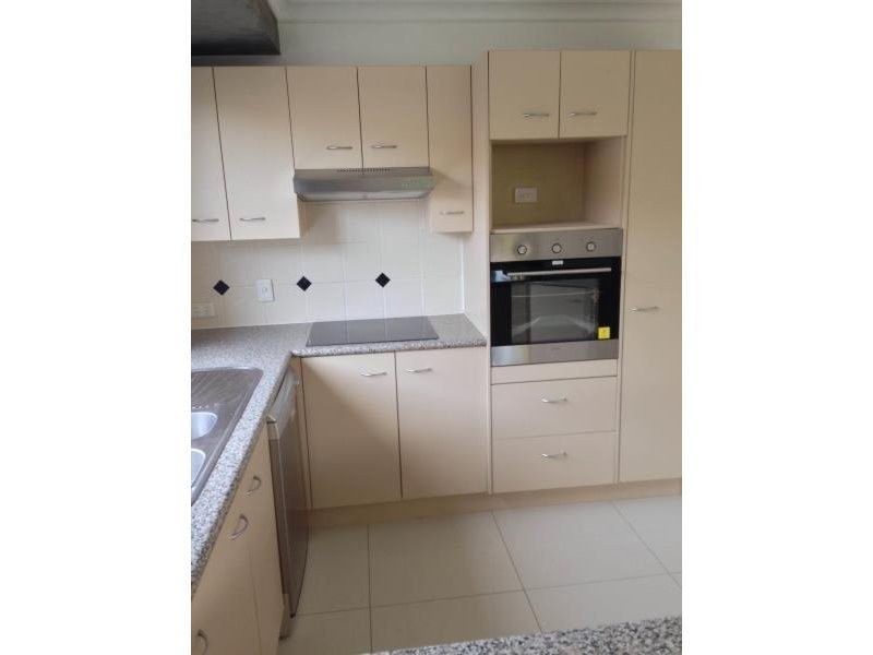 17 Groves Crescent, Boondall QLD 4034