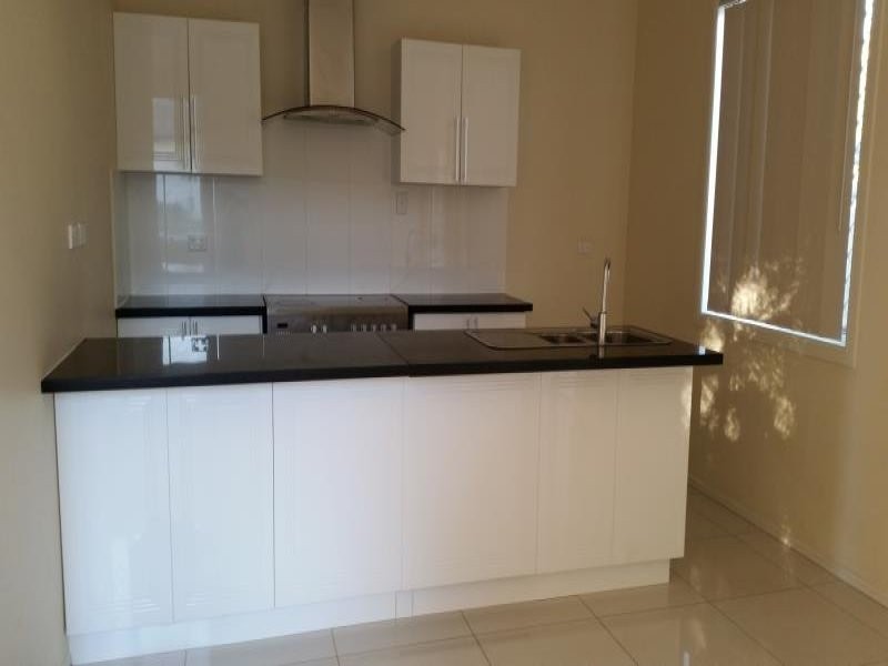 1/11 Cattiger Street, Richlands QLD 4077