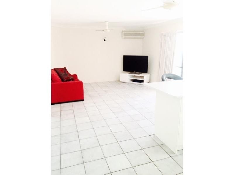 14 Blackthorn Crescent, Shailer Park QLD 4128