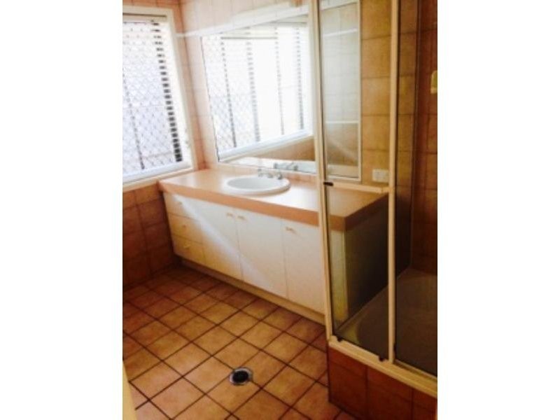 14 Blackthorn Crescent, Shailer Park QLD 4128