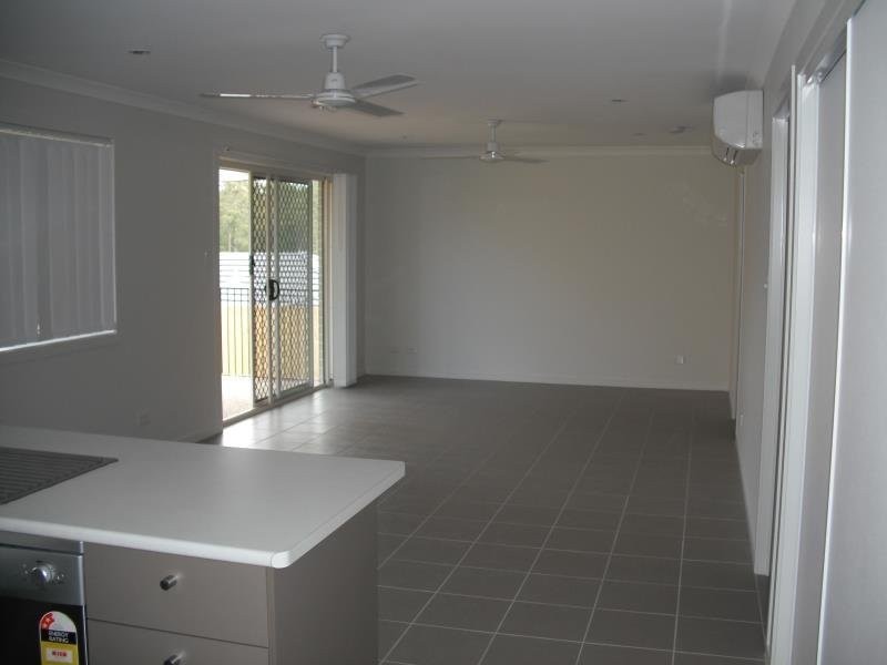 8 Windamere Street, Warner QLD 4500