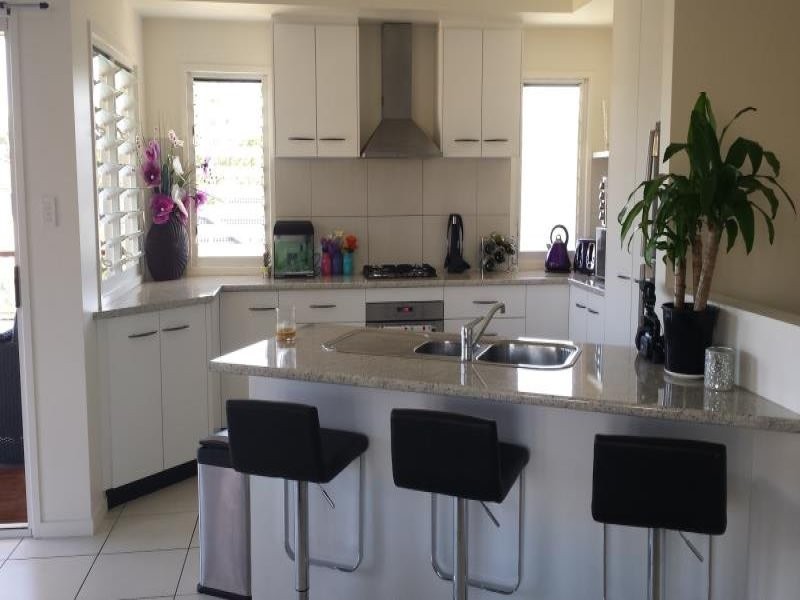 87 Lakes Entrance Drive, Springfield Lakes QLD 4300