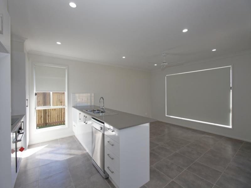 5 Cummings Circuit, Willow Vale QLD 4209