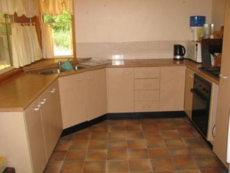 6 Washbrook Crescent, Petrie QLD 4502