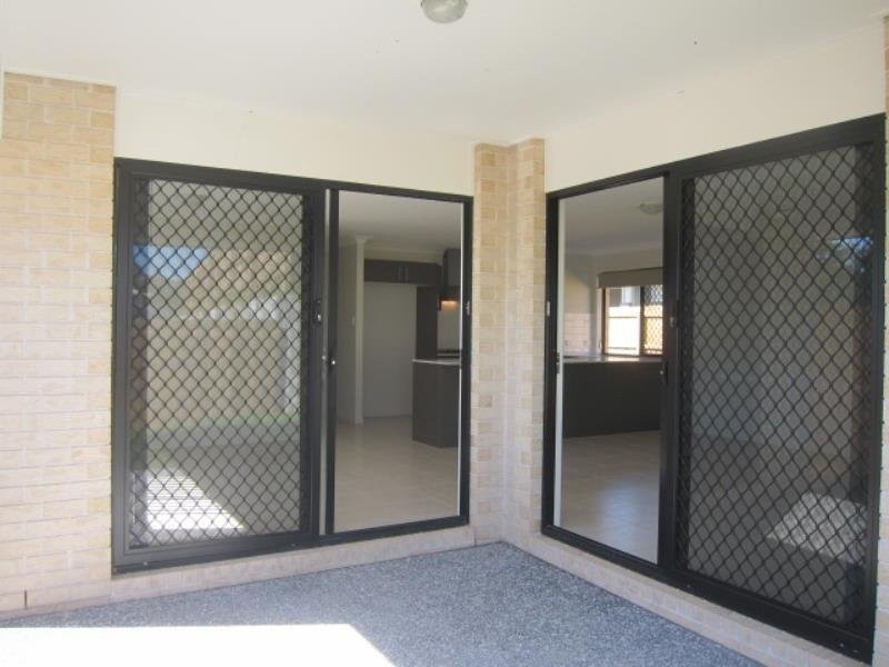 37 Fitzpatrick Circuit, Augustine Heights QLD 4300