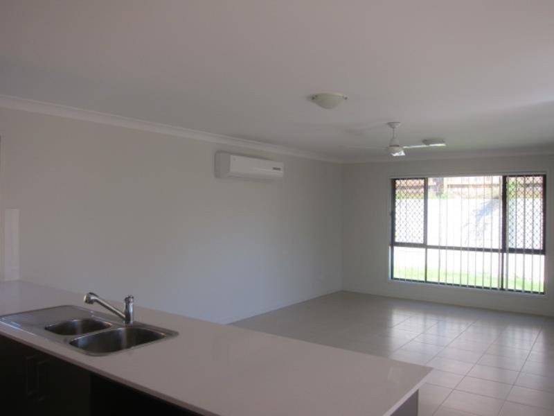 37 Fitzpatrick Circuit, Augustine Heights QLD 4300