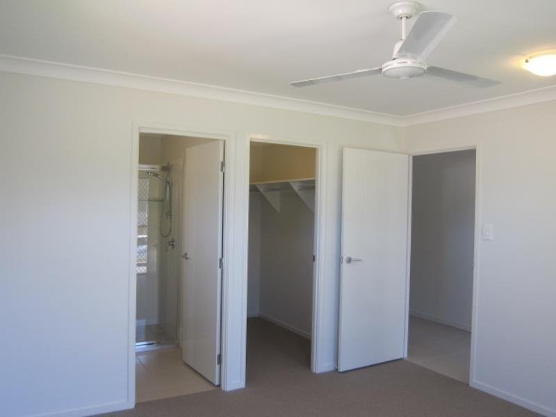 37 Fitzpatrick Circuit, Augustine Heights QLD 4300