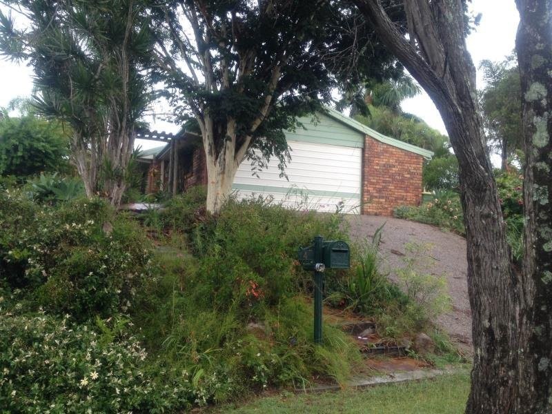 4 Oedipus Court, Eatons Hill QLD 4037