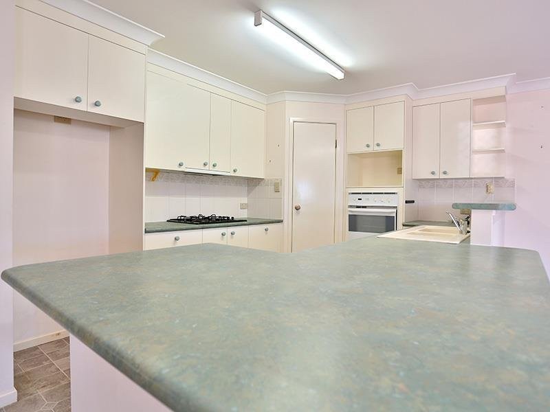 8 Hook Court, Taigum QLD 4018