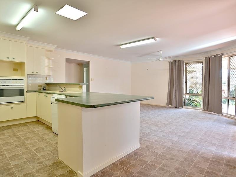 8 Hook Court, Taigum QLD 4018