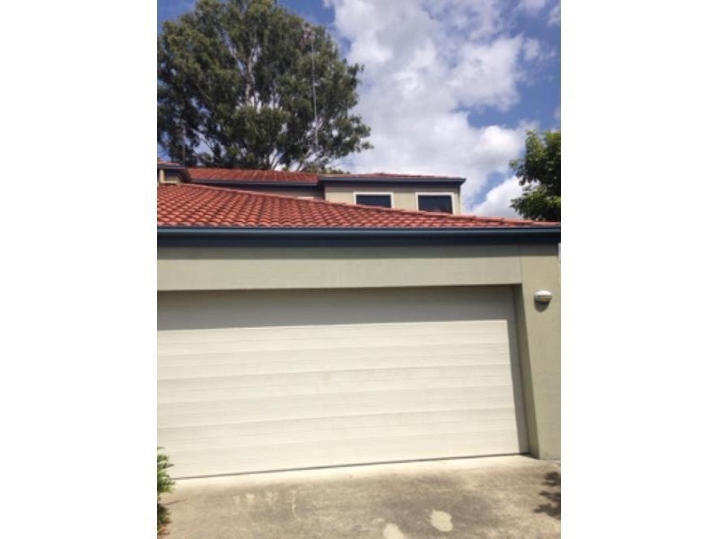 2/5 Dine Court, Upper Coomera QLD 4209