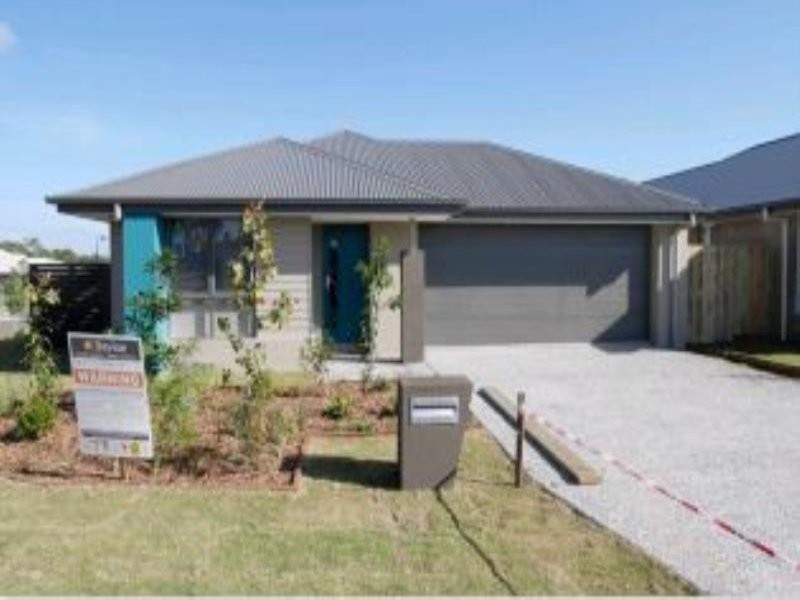70 Cordeaux Crescent, Redbank Plains QLD 4301