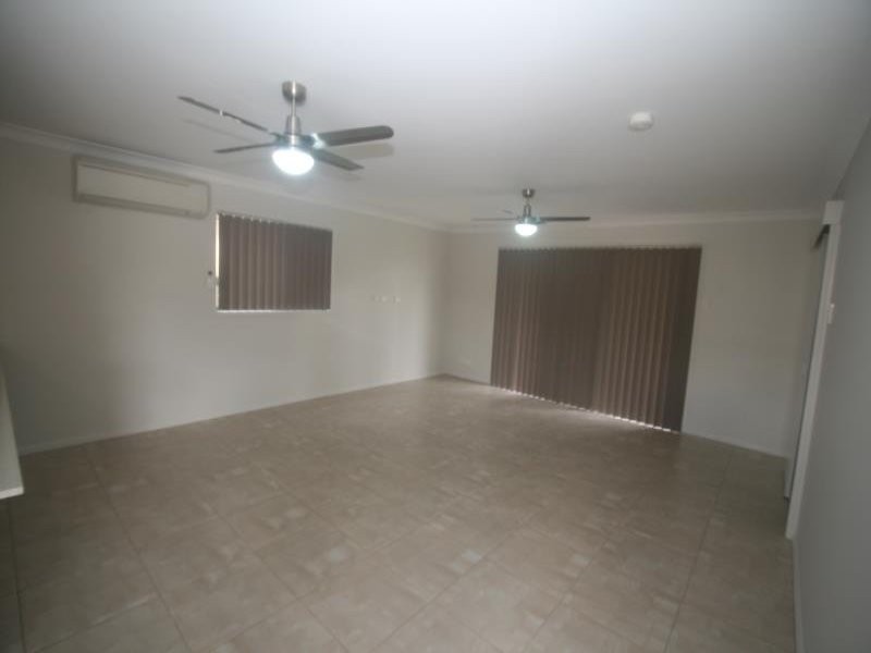 3/23 Buckingham Street East, Strathpine QLD 4500