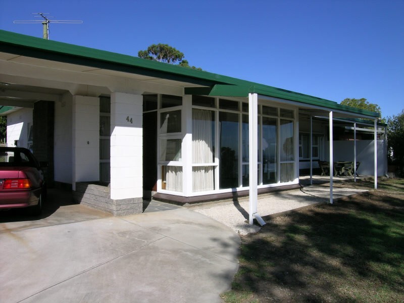 44 Ridgehaven Drive, Bellevue Heights SA 5050