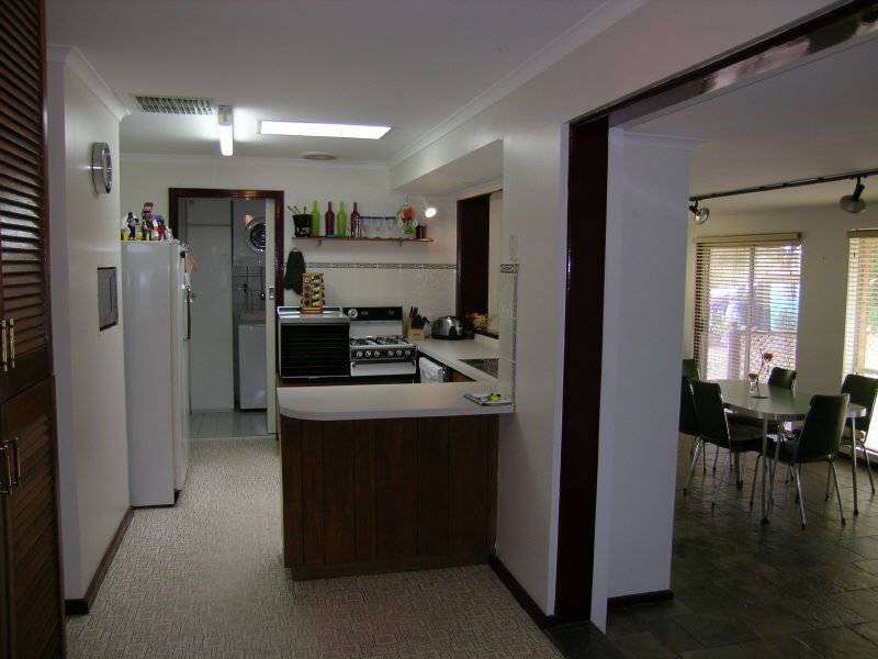 14 Beverley Street, Morphett Vale SA 5162