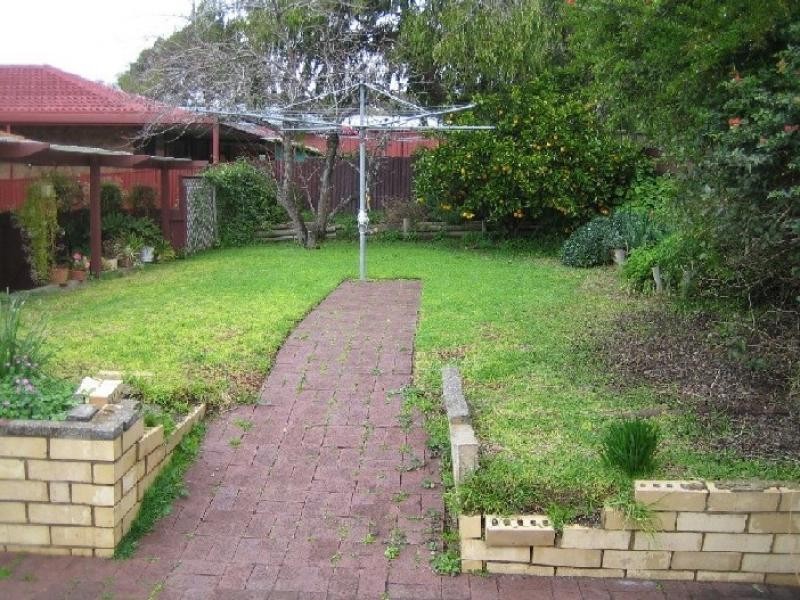 20 Avon Avenue, Morphett Vale SA 5162