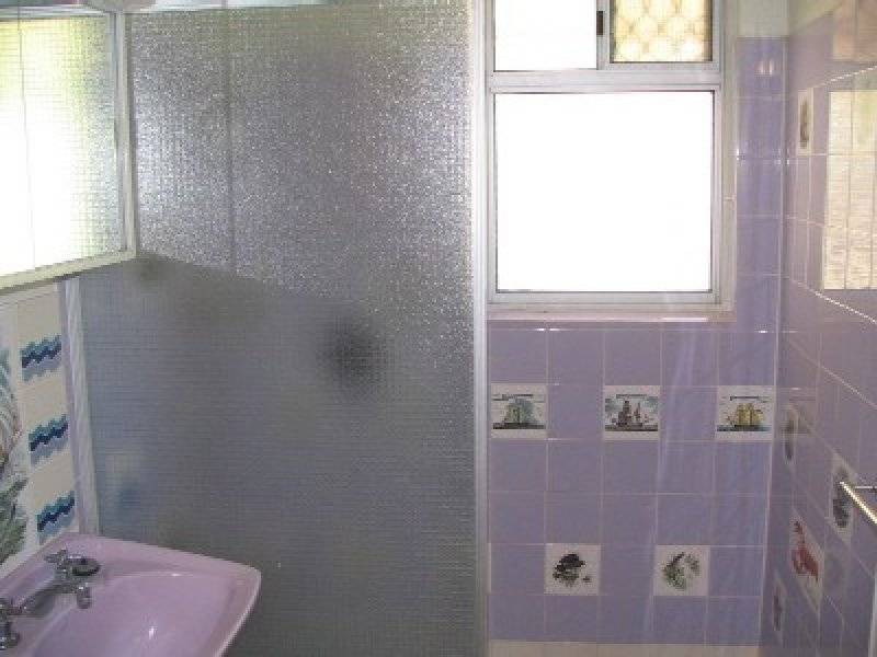 27 Chisham Avenue, Parmelia WA 6167