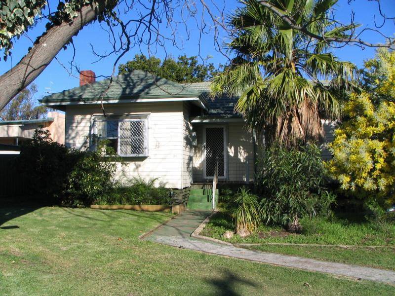 35 Gawler Way, Calista WA 6167