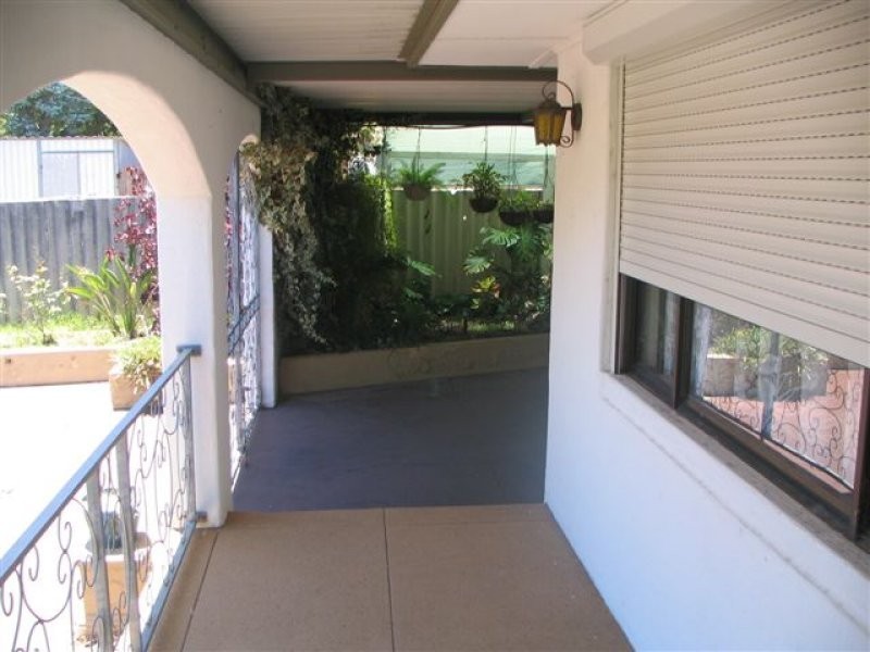 4 Dawson Way, Parmelia WA 6167