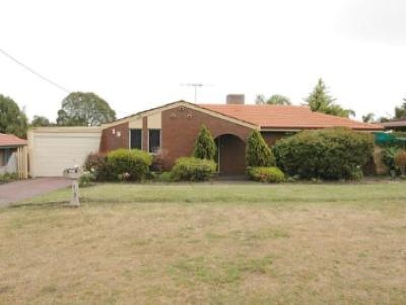 13 Morrit Way, Parmelia WA 6167