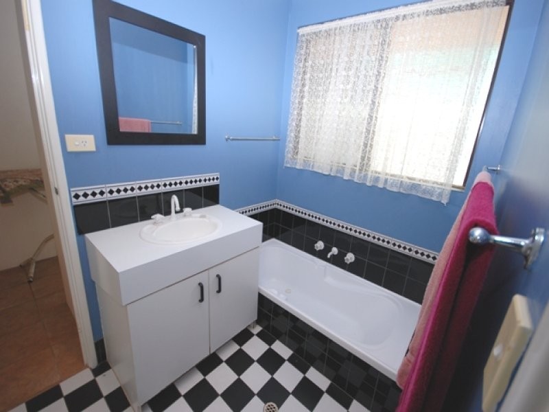 56 Murchison Road, Waikiki WA 6169