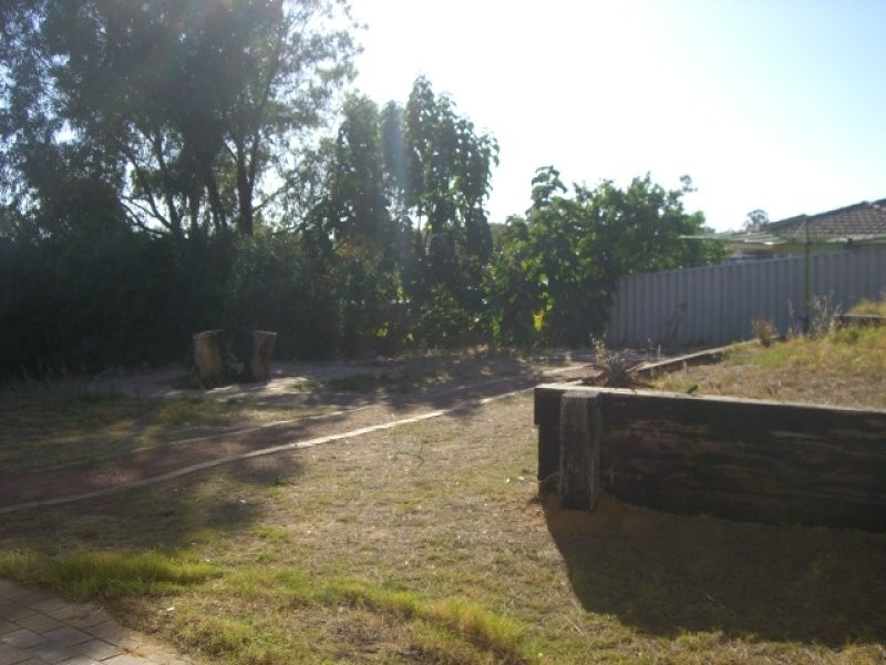 7 Garrett Corner, Parmelia WA 6167