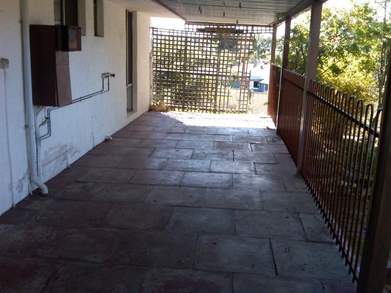 2 Tanson Road, Parmelia WA 6167