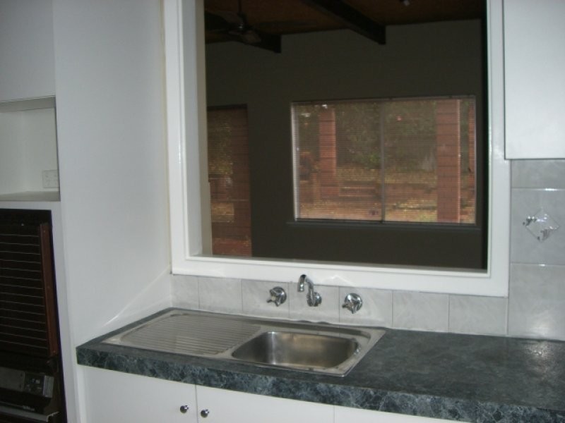 11 Dent Court, Orelia WA 6167