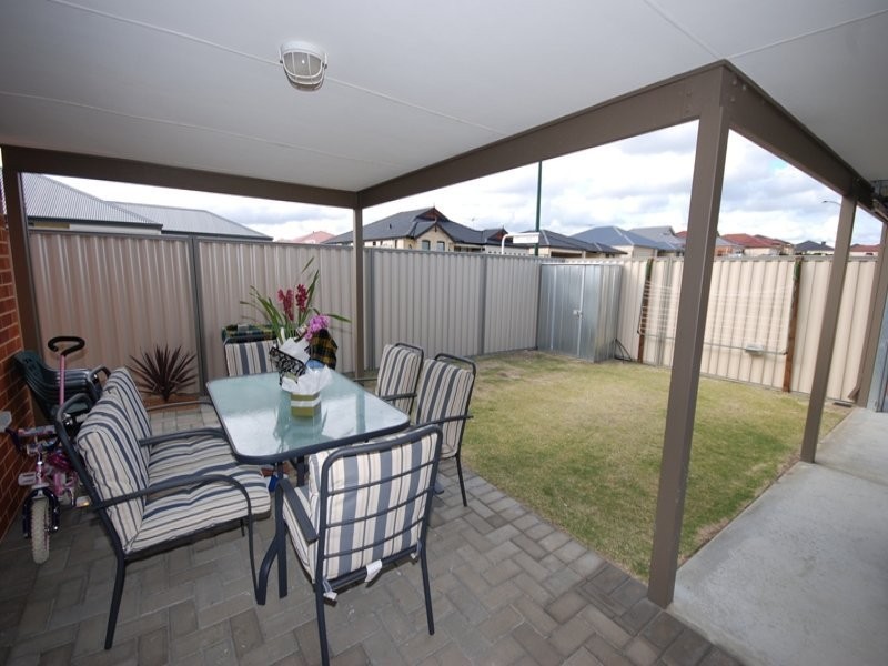 16 Wanstead Vista, Bertram WA 6167