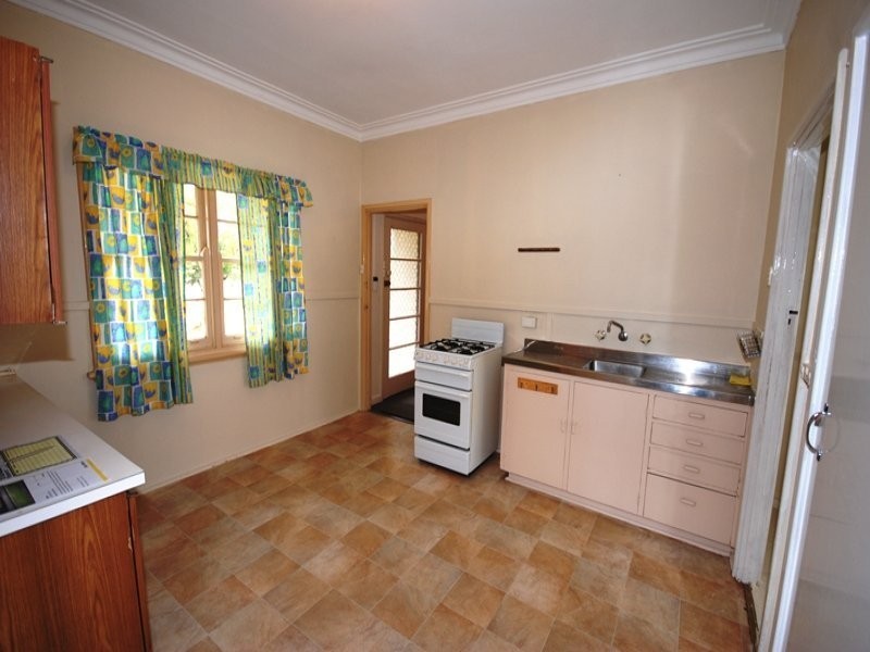 22 Kenton Way, Calista WA 6167