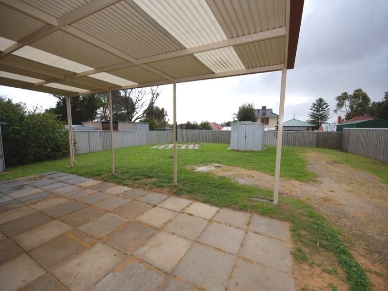 22 Kenton Way, Calista WA 6167