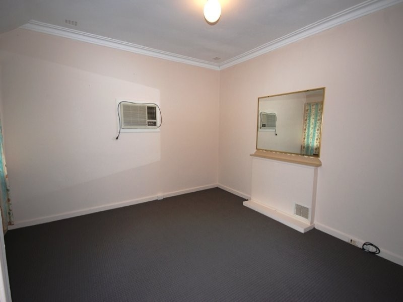 22 Kenton Way, Calista WA 6167