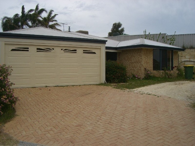 20 Walmer Place, Orelia WA 6167