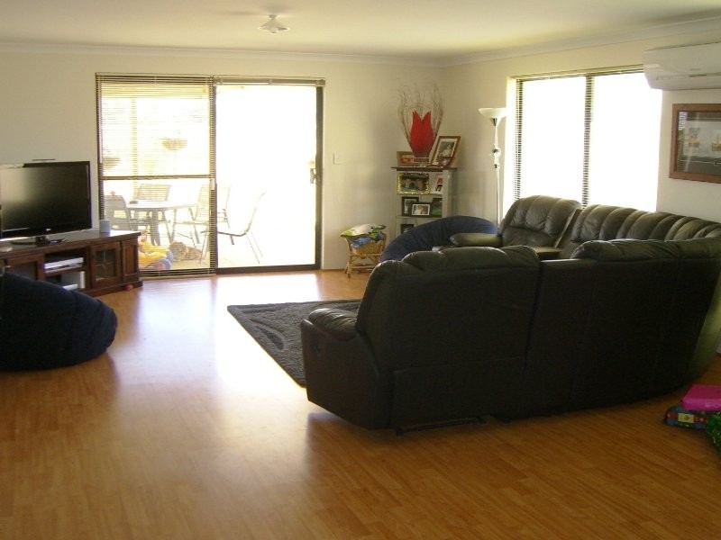 50 Cheltenham Loop, Bertram WA 6167