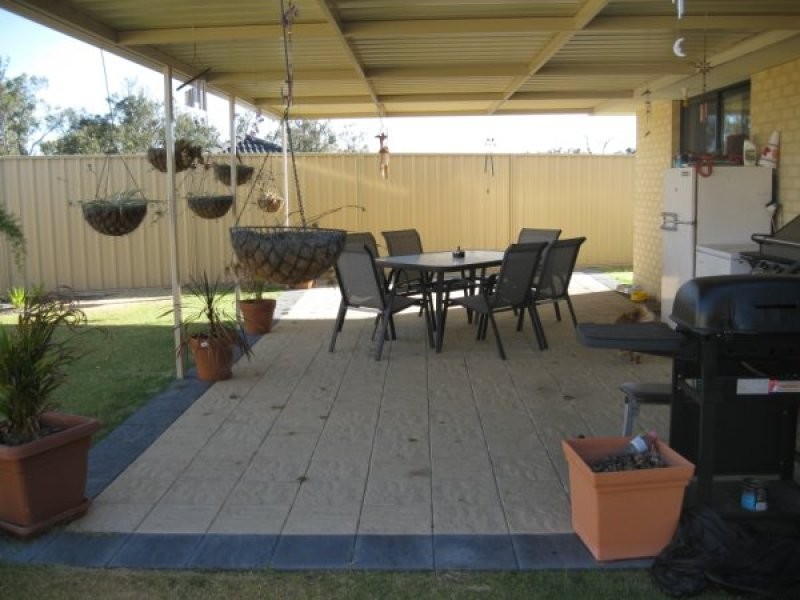 50 Cheltenham Loop, Bertram WA 6167