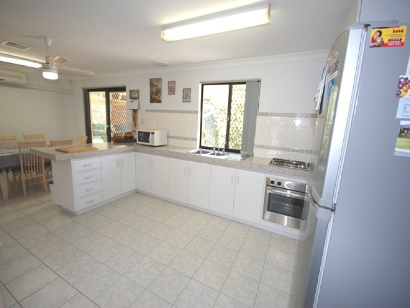 2 Murry Mews, Leda WA 6170