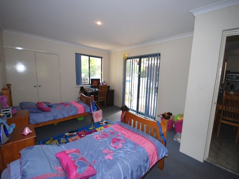 23 Nye Way, Orelia WA 6167