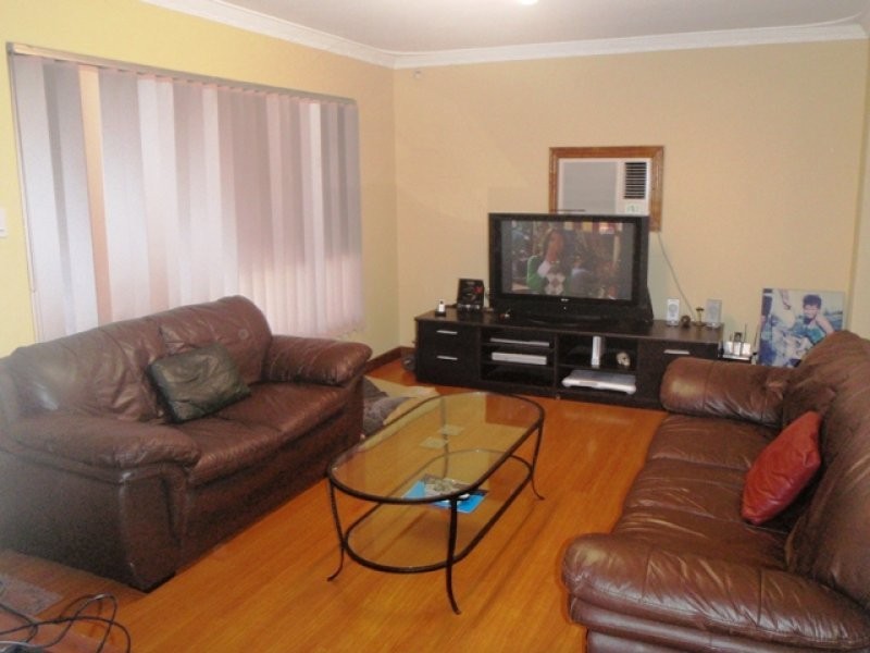 43 Nye Way, Orelia WA 6167