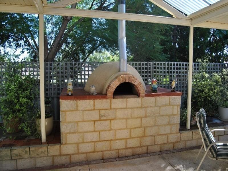 5 Fordred Place, Parmelia WA 6167