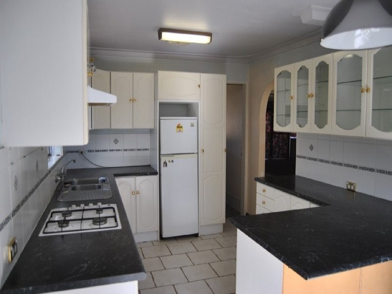 3 Nutcher Way, Parmelia WA 6167