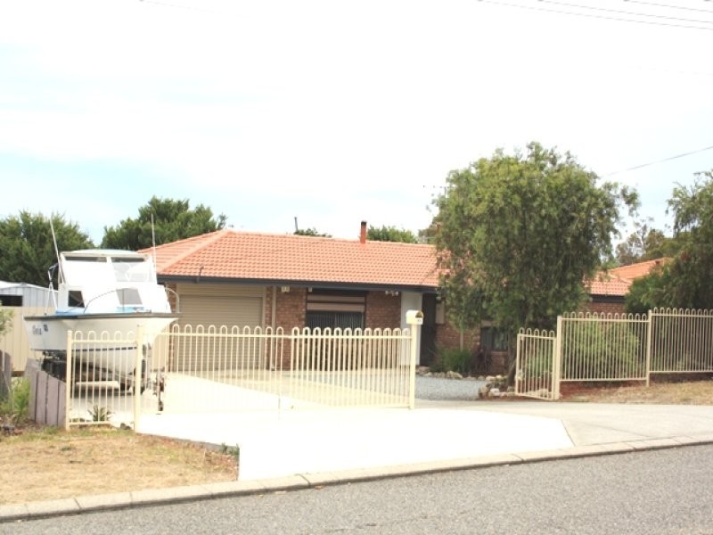 71 Corring Way, Parmelia WA 6167