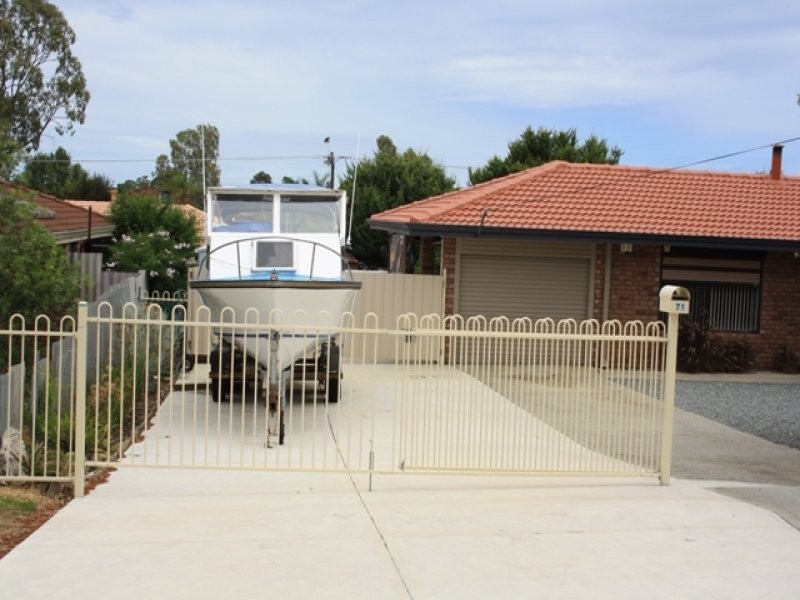 71 Corring Way, Parmelia WA 6167