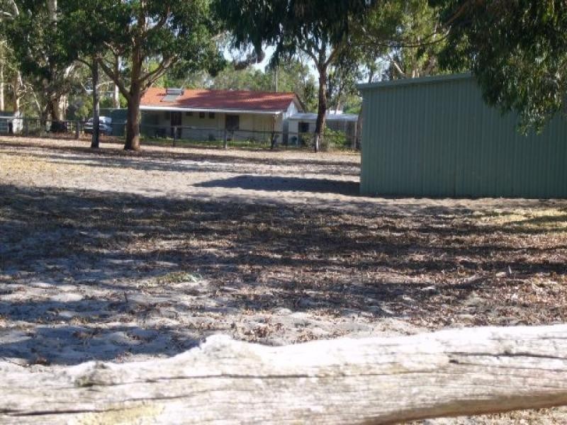 549 Orton Road, Oakford WA 6121