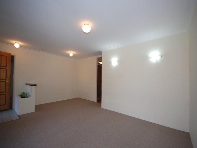 5 Stipling Gardens, Leda WA 6170