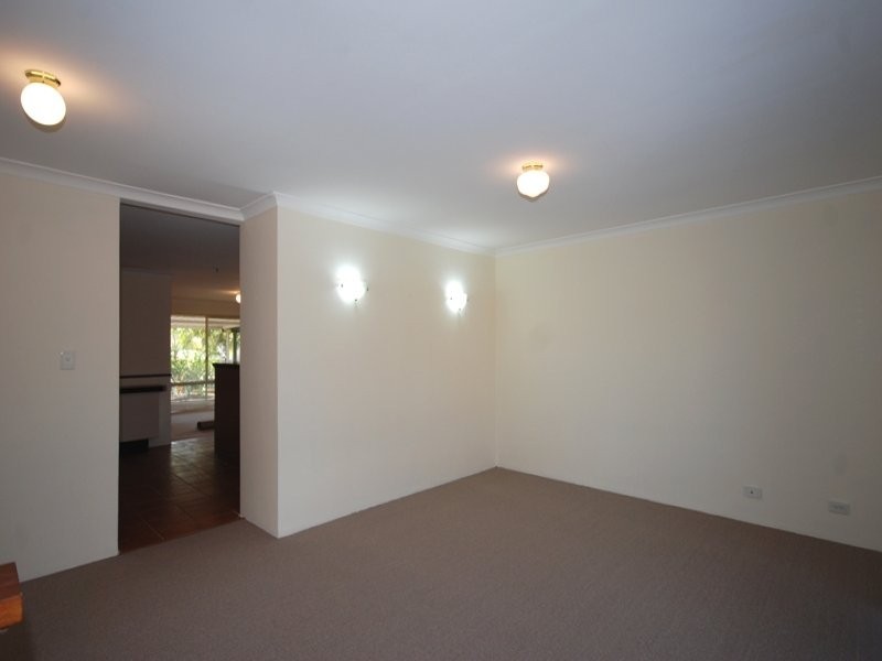 5 Stipling Gardens, Leda WA 6170